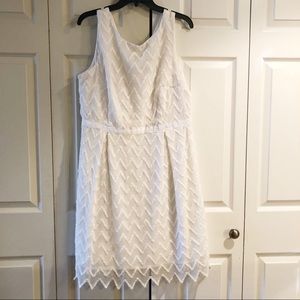 DR Collection White Chevron Dress Size 14